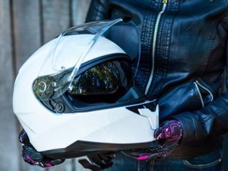 Cómo circular protegidos en moto en verano sin pasar calor
