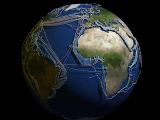 Este sorprendente mapa 3D muestra los 426 cables submarinos que contectan países y continentes a internet