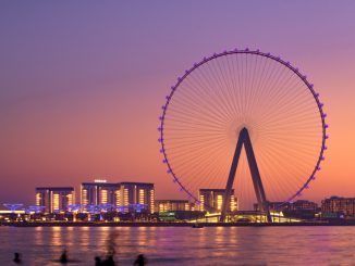 La noria más grande del mundo es una monstruosidad de 250 metros de altura con 48 enormes cabinas que llegará a Dubai en octubre