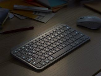 El nuevo Logitech MX Keys Mini es el teclado minimalista que apuesta por el dictado y hasta los emojis