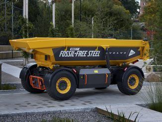 Volvo muestra el primer coche con «acero verde» del mundo: fabricado sin combustibles fósiles gracias al hidrógeno