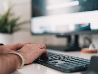 El Gobierno se arrepiente de la vuelta a la presencialidad: los funcionarios podrán teletrabajar hasta tres días a la semana a partir de 2022