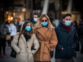 «Todos nos vamos a contagiar»: la Agencia Española del Medicamento se prepara para el invierno mientras países como Austria vuelven al confinamiento