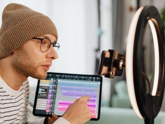 19 útiles accesorios para TikTok con los que grabar vídeo con tu smartphone