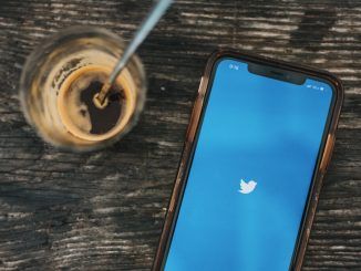 Twitter compra Threader y convierte su lectura de hilos como otra opción de pago más en su suscripción
