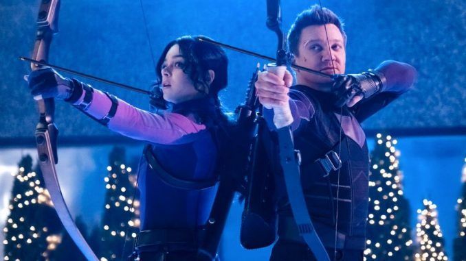 ‘Ojo de Halcón’ demuestra que hasta en las producciones más familiares de Marvel hay algo de mala baba