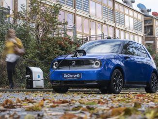 Esto no es una maleta, es una batería portátil que puede aportar carga extra a un coche eléctrico