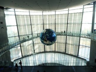 La teoría que dice que nuestro Universo fue creado en un laboratorio: cuando los límites entre la ciencia y la ciencia-ficción se difuminan