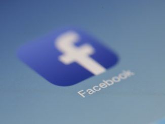 Meta enriquece los grupos de Facebook y hace que se parezcan más a Discord con opciones y personalización extra