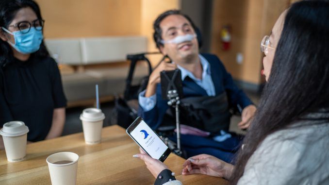 El proyecto de Google del que Hawking estaría orgulloso: una versión de su asistente para dar voz a personas con parálisis cerebral o ELA