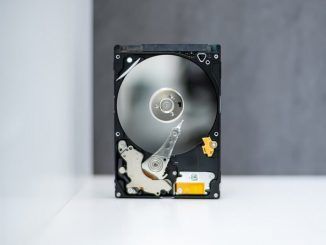 Los discos duros acaban fallando, pero puedes evitar el desastre con la estrategia 3-2-1 de backups