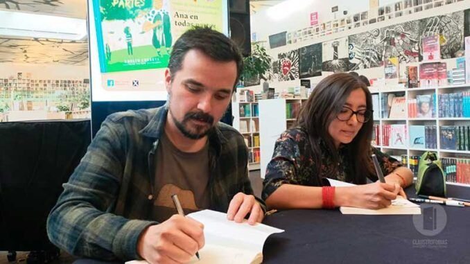 ¿Todavía se escriben novelas de amor?