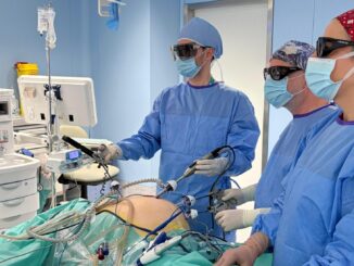 La cirugía laparoscópica 3D aumenta la precisión y disminuye el riesgo y el tiempo quirúrgico en operaciones complejas